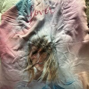 Taylor Swift - Lover album cover blanket